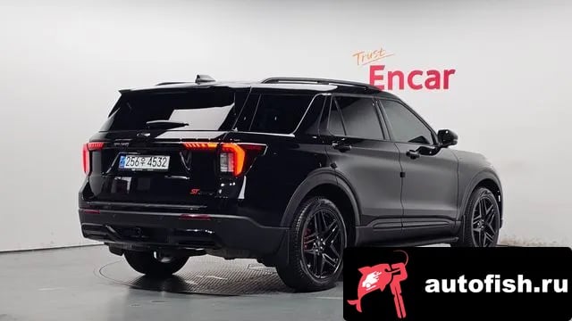 Ford Explorer Explorer 6th Generation 2025 года - вид 2