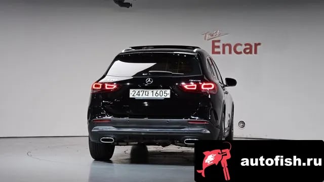 Mercedes-Benz GLA-Class GLA - Class H247 2020 года - вид 3