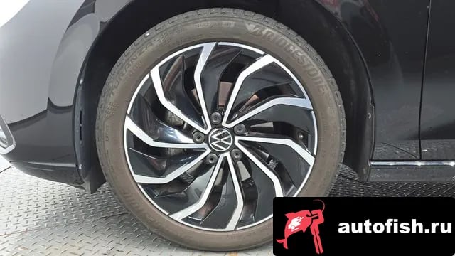 Volkswagen Golf Golf 8th Generation 2024 года - вид 5