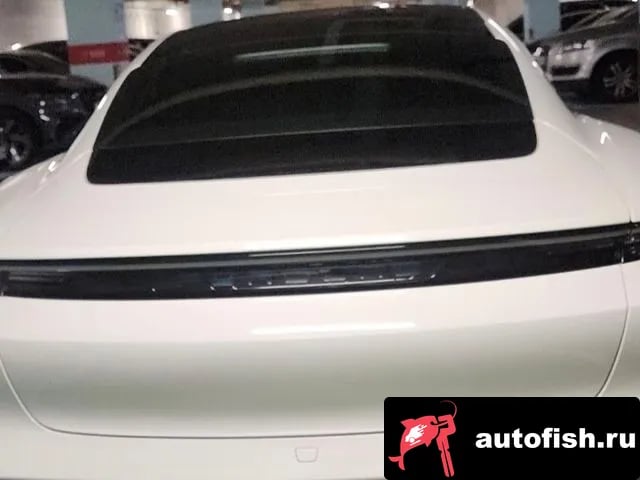Porsche Taycan Taikan 2025 года - вид 4