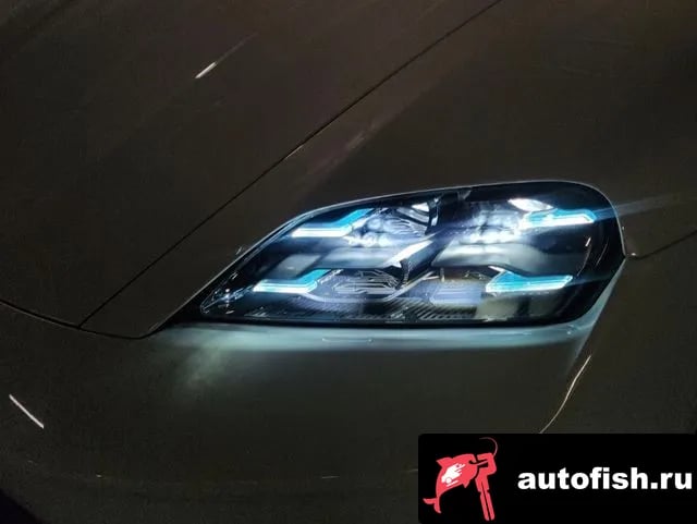 Porsche Taycan Taikan 2025 года - вид 6