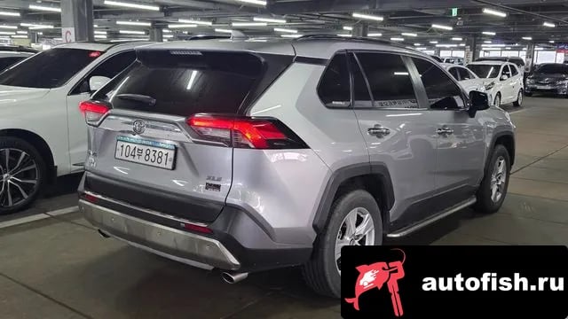 Toyota RAV4 RAV4 5th Generation 2019 года - вид 4