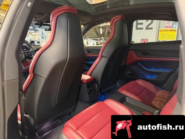 Porsche Taycan Taikan 2021 года - похожие автомобили