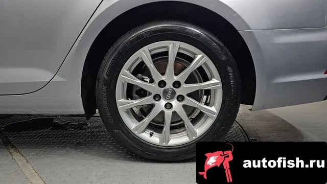 Audi A4 A4 (B9) 2019 года - похожие автомобили