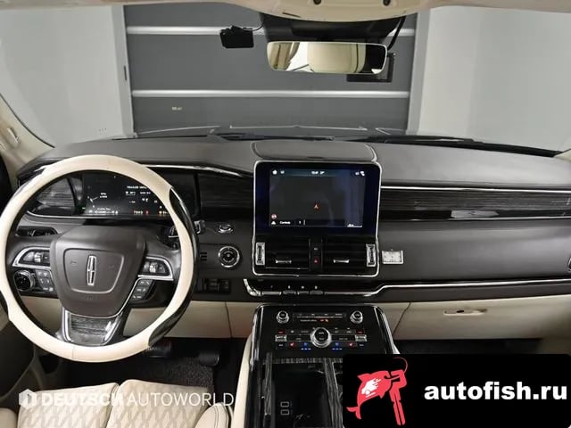 Lincoln Navigator Navigator 4th generation 2019 года - похожие автомобили