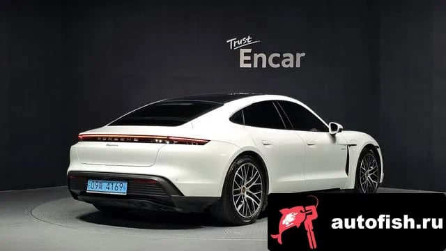 Porsche Taycan Taikan 2023 года - вид 2