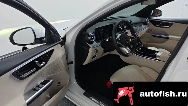 Mercedes-Benz C-Class C-Class W206 2025 года - похожие автомобили