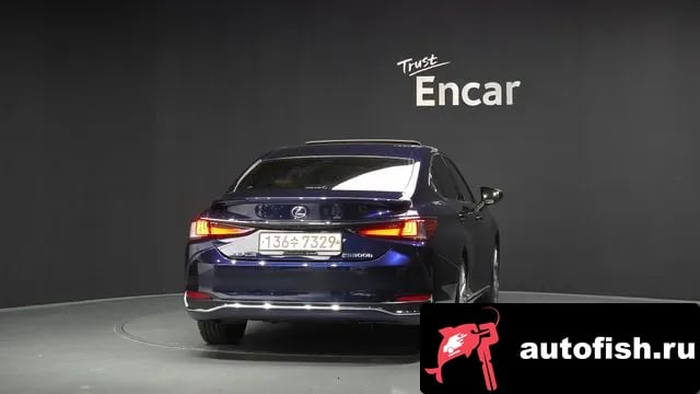 Lexus ES ES300h 7th generation 2021 года - вид 4