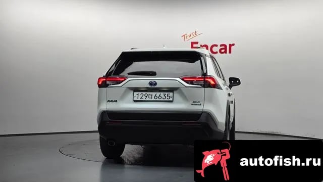 Toyota RAV4 RAV4 5th Generation 2020 года - вид 4
