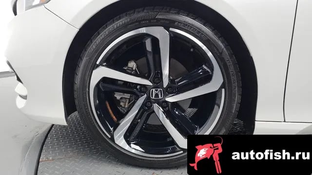 Honda Accord Accord 10th Generation 2018 года - вид 4