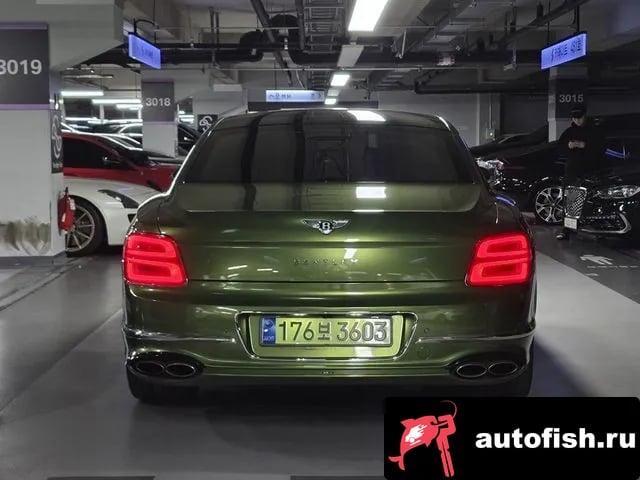 Bentley Flying Spur Flying Spur 3rd Generation 2022 года - вид 4
