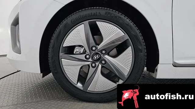 Hyundai Ioniq The New Ionic Hybrid 2019 года - вид 5