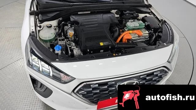 Hyundai Ioniq The New Ionic Hybrid 2019 года - вид 6