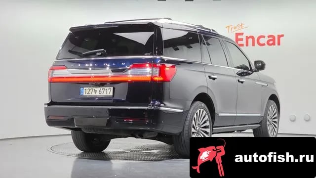 Lincoln Navigator Navigator 4th generation 2021 года - вид 2