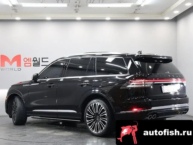 Lincoln Aviator Aviator 2nd generation 2021 года - вид 2