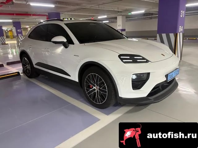 Porsche Macan Makan EV 2025 года - вид 3