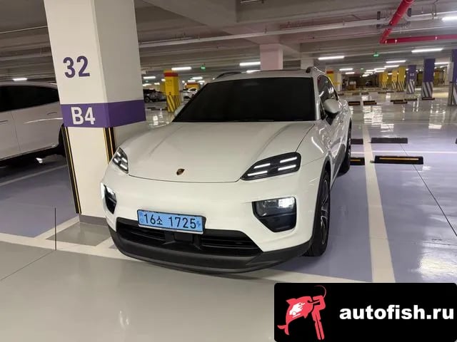 Porsche Macan Makan EV 2025 года - вид 6