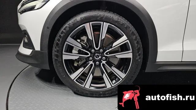 Volvo V60 V60 Cross-country 2nd Generation 2024 года - вид 4