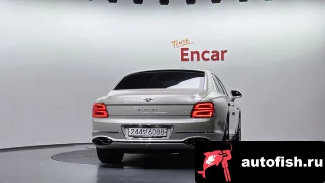 Bentley Flying Spur Flying Spur 3rd Generation 2023 года - похожие автомобили