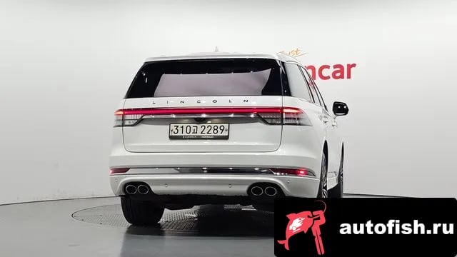 Lincoln Aviator Aviator 2nd generation 2020 года - вид 4