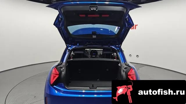 Mini Cooper Cooper Electric 4th Generation 2026 года - похожие автомобили