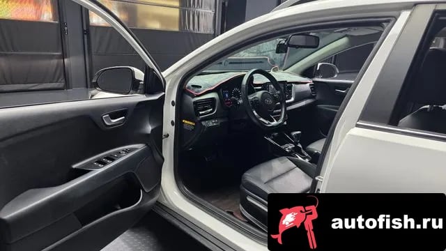 Kia Stonic Stony 2018 года - похожие автомобили