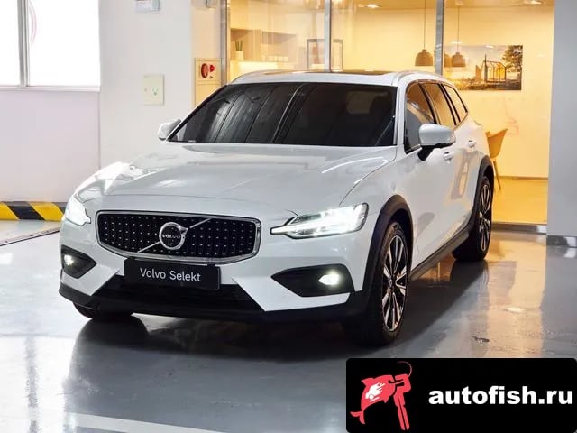 Volvo V60 V60 Cross-country 2nd Generation 2025 года - вид 1
