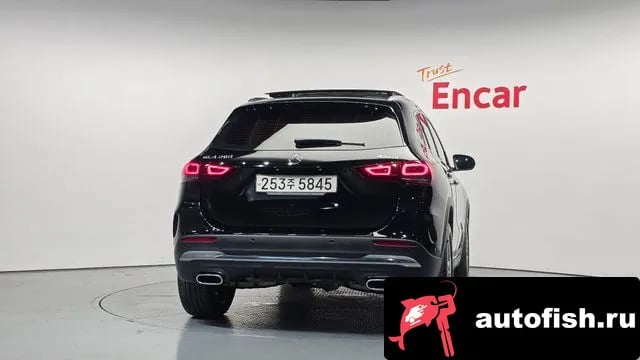 Mercedes-Benz GLA-Class GLA - Class H247 2023 года - вид 4