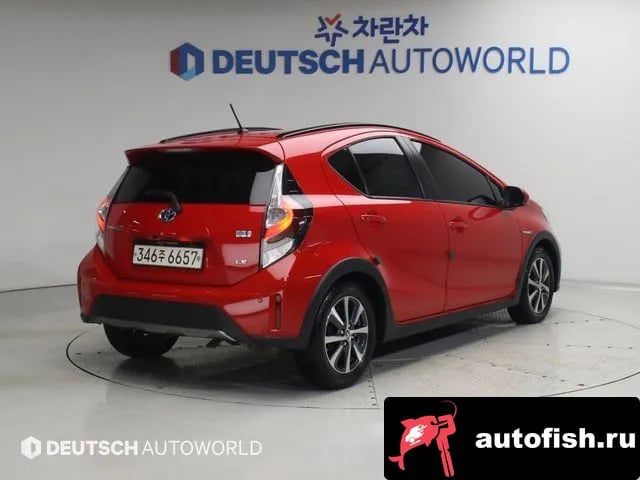 Toyota Prius Prius C 2020 года - вид 2