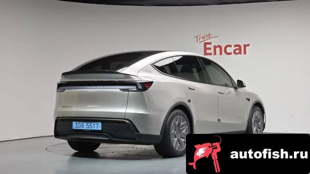 Tesla Model Y Model Y 2026 года - автомобиль из Южной Кореи