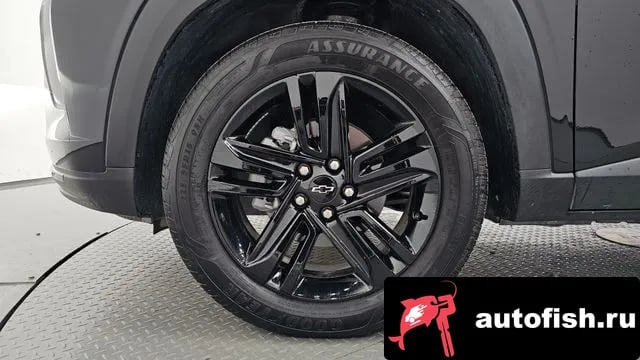 Chevrolet (GM Daewoo) Trax Trax Crossover 2026 года - вид 4