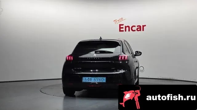 Peugeot 208 e-208 second Generation 2022 года - вид 4