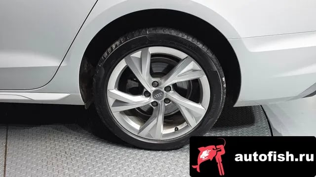 Audi A4 A4 (B9) 2021 года - похожие автомобили