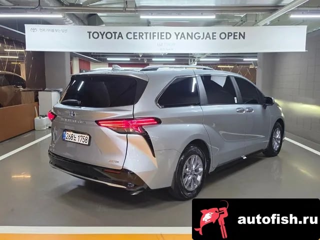 Toyota Sienna Siena 4th Generation 2025 года - вид 2