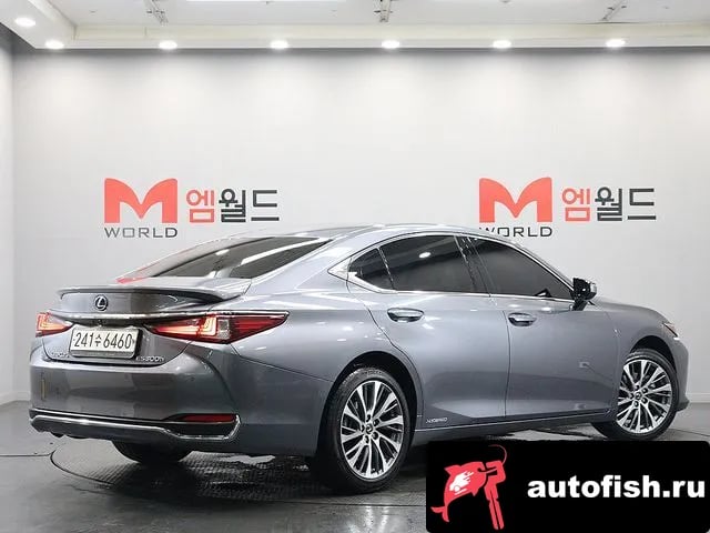 Lexus ES ES300h 7th generation 2021 года - вид 3
