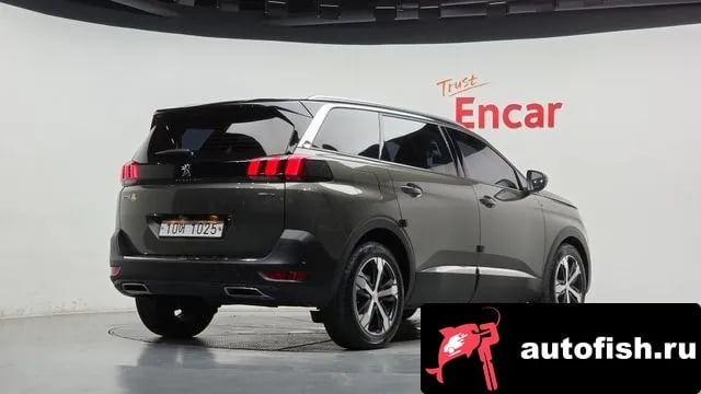 Peugeot 5008 5008 second generation 2018 года - вид 2