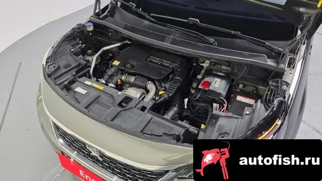 Peugeot 5008 5008 second generation 2018 года - вид 6