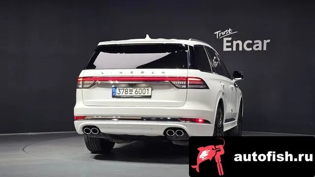 Lincoln Aviator Aviator 2nd generation 2022 года - вид 4