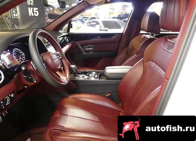 Bentley Bentayga Benteiga 2019 года - вид 6