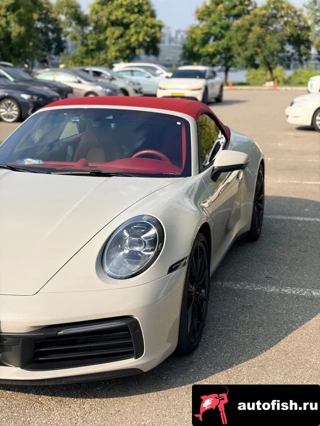 Porsche 911 911 (992) 2020 года - автомобиль из Южной Кореи