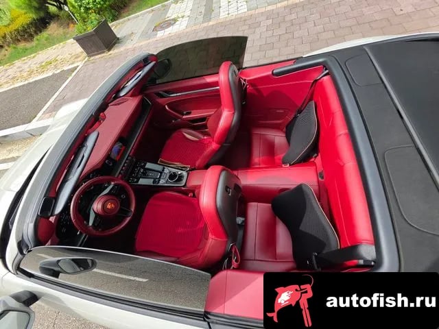 Porsche 911 911 (992) 2021 года - вид 6
