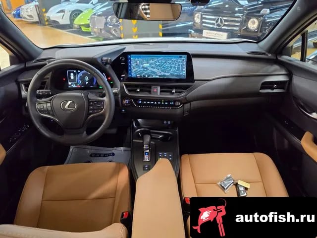 Lexus UX UX300h 2025 года - похожие автомобили