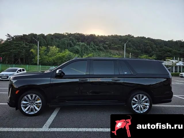 Cadillac Escalade Escalade 5th Generation 2021 года - вид 3
