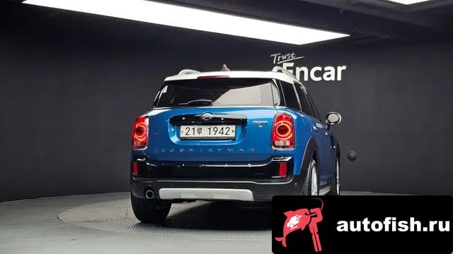 Mini Countryman Cooper Country Man 2018 года - вид 4