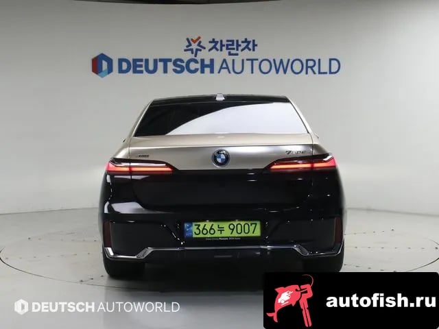 BMW 7-Series 7 Series (G70) 2025 года - вид 4