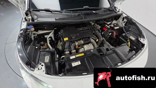 Peugeot 5008 5008 second generation 2018 года - вид 6