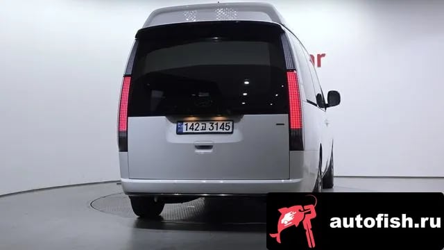 Hyundai Staria Staria 2025 года - похожие автомобили