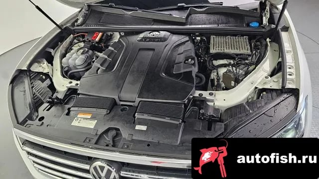 Volkswagen Touareg Tuareg 3rd generation 2020 года - вид 6
