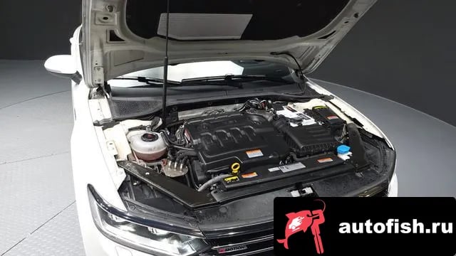 Volkswagen Passat Passat GT (B8) 2018 года - вид 6