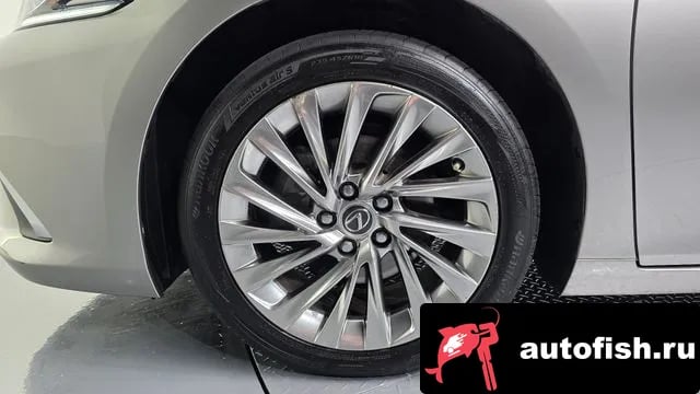 Lexus ES ES300h 7th generation 2021 года - вид 4